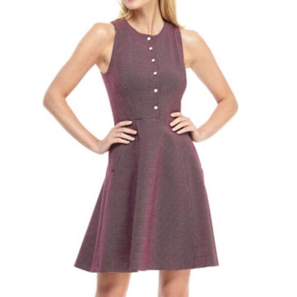 Gal meets glam burgundy a-line dress - Picture 2 of 9